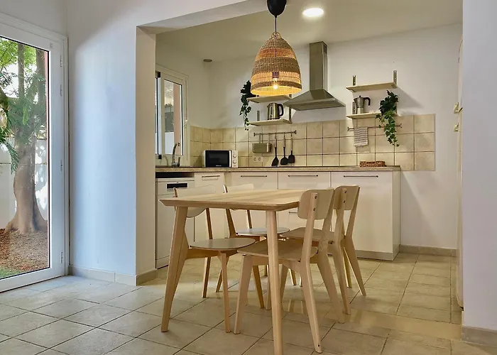 Semesterbostad Castillo 5 *